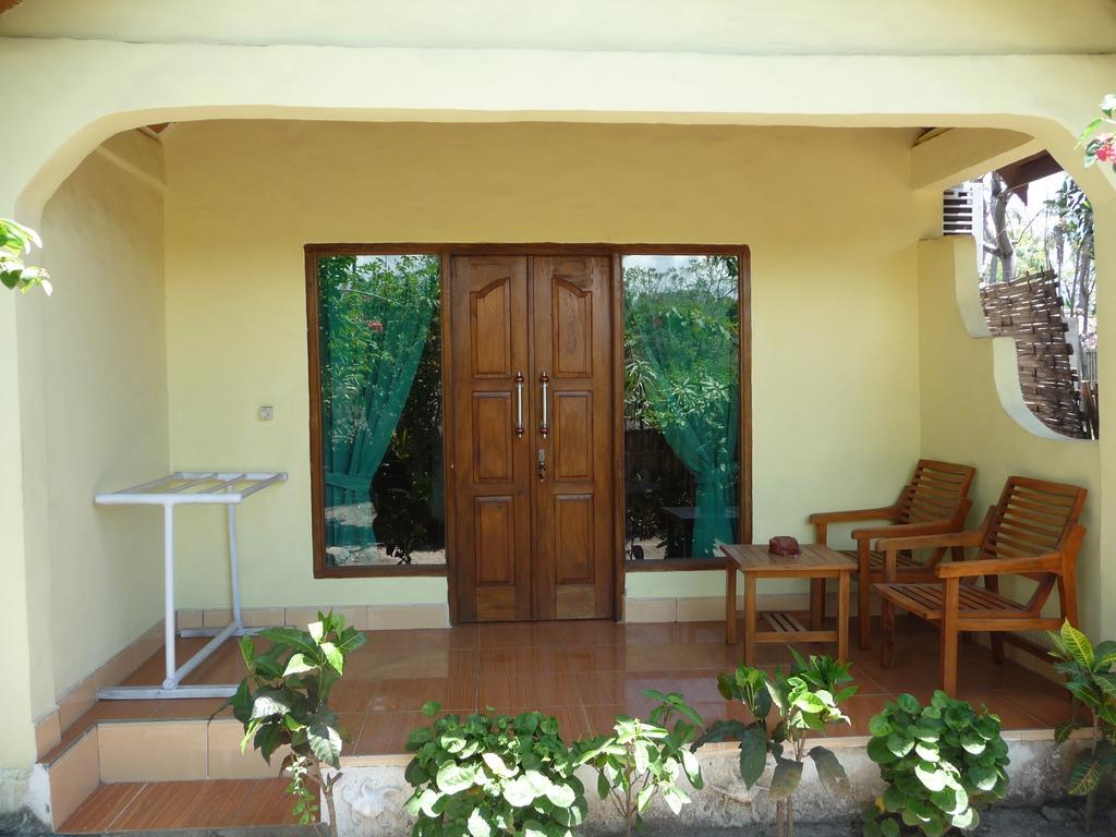 Aura Guest House Гили Еър Екстериор снимка