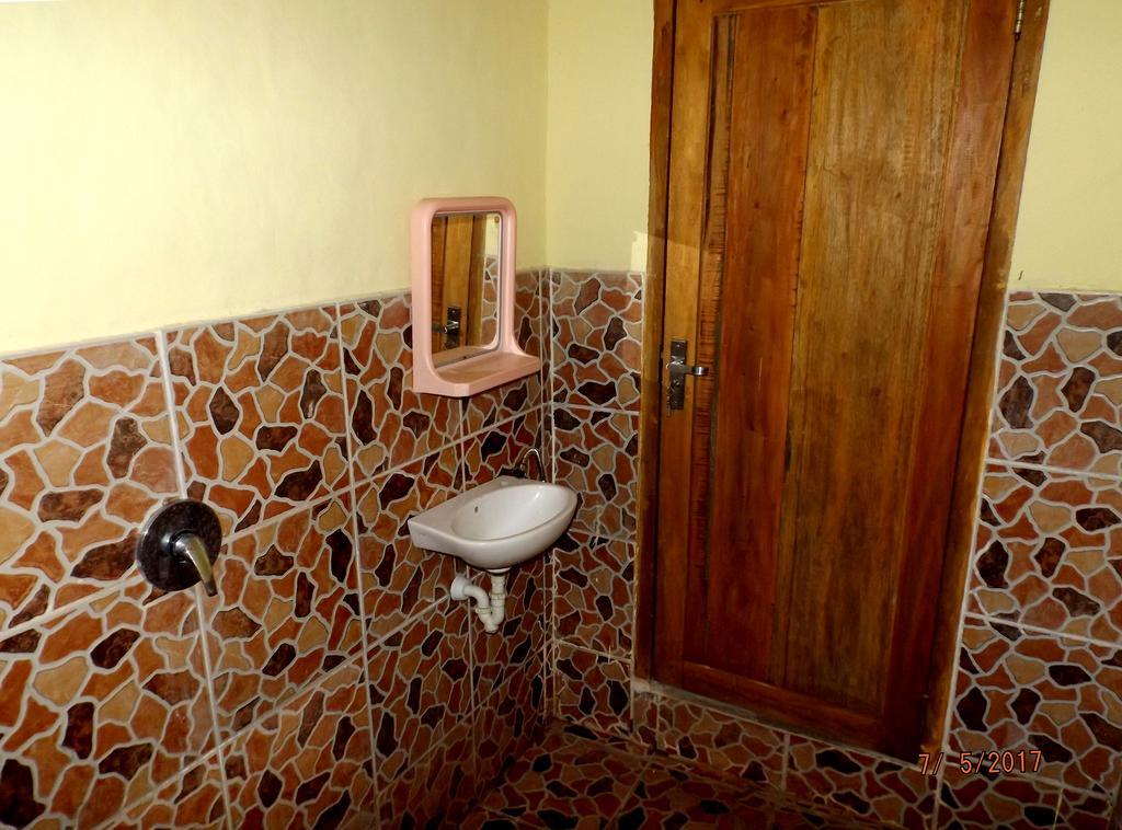 Aura Guest House Гили Еър Екстериор снимка